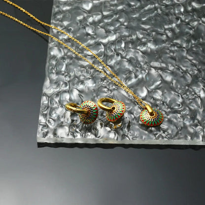 Women's Romantic Retro Stainless Steel Necklace And Earrings Jewelry Set